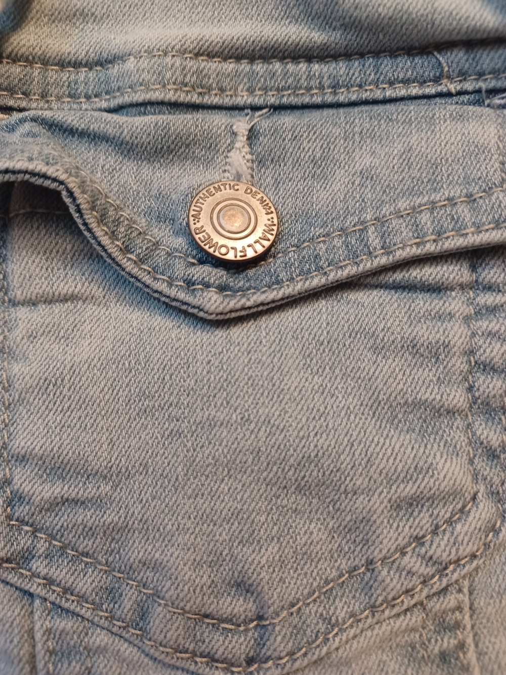 Wallflower The Dreamer Fit Knit-Sleeve Hooded Jean Jacket Juniors Size Medium - Picture 3 of 7